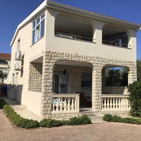 Апартаменты P&l - 25m From Beach *
